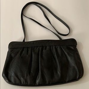 Zenith vintage black leather purse